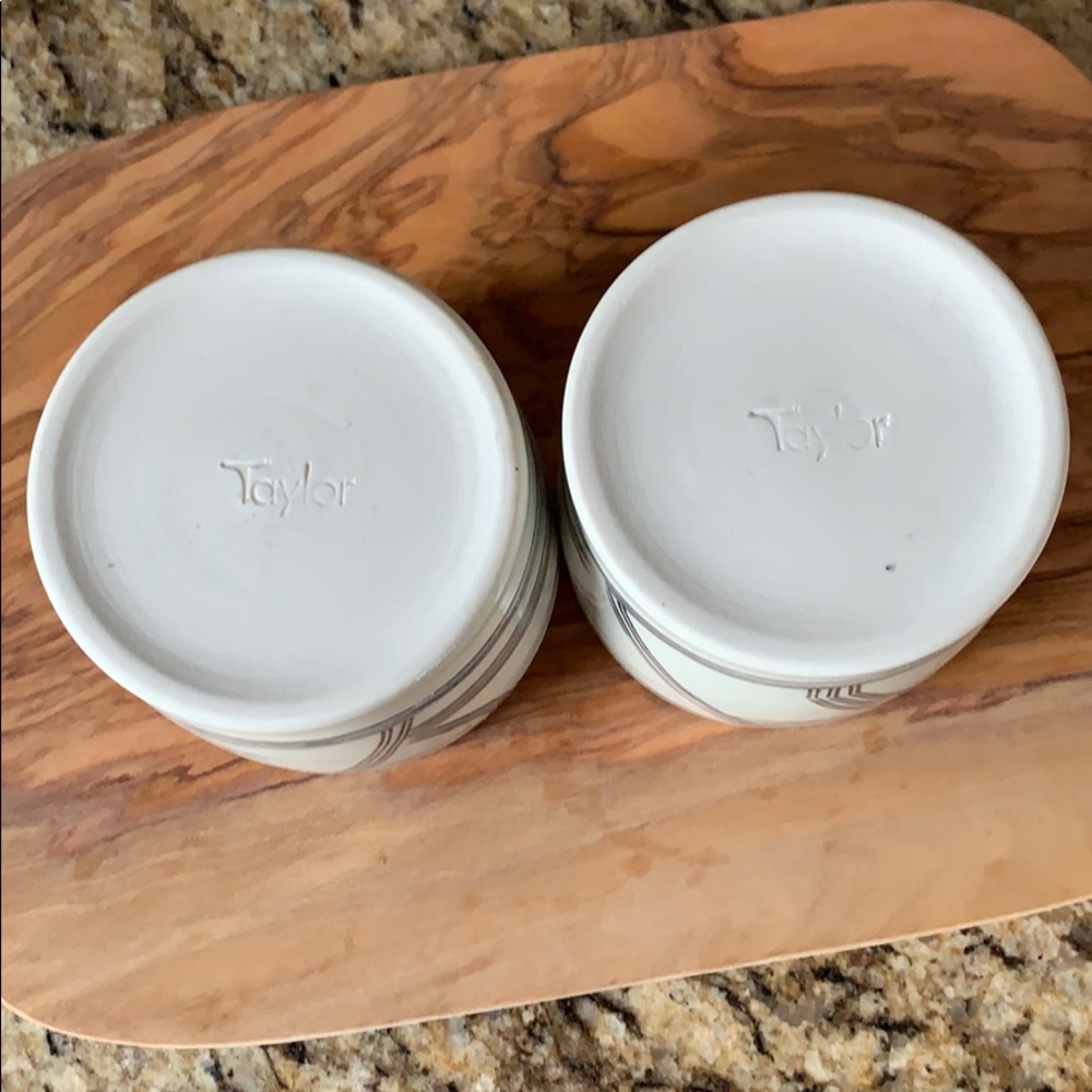HOST PICK!!!!! Artisan Taylor Ceramics Teacups (2) - Picture 6 of 6